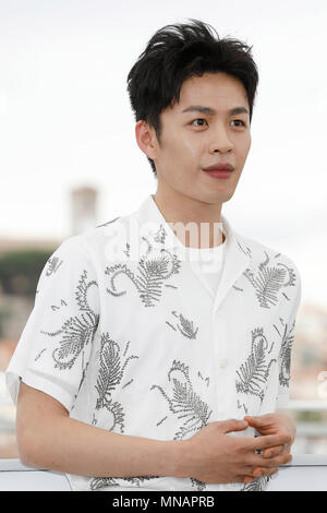 Cannes, Francia. 16 maggio 2018. Huang Jue presso la lunga giornata di viaggio nella notte (di qui Zui Hou De Ye Wan)' photocall durante la settantunesima Cannes Film Festival presso il Palais des Festivals il 16 maggio 2018 a Cannes, Francia. Credito: Giovanni Rasimus/Media punzone ***Francia, Svezia, Norvegia, DENARK, Finlandia, STATI UNITI D'AMERICA, REPUBBLICA CECA, SUD AMERICA SOLO CREDITO***: MediaPunch Inc/Alamy Live News Foto Stock