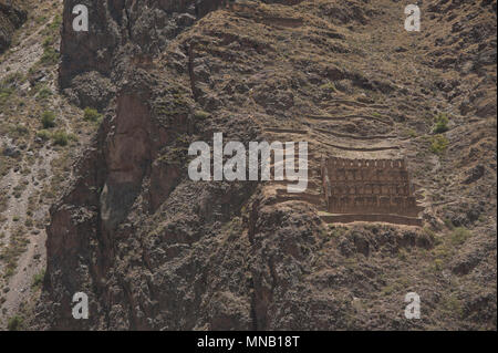 Ollantaytambo sopra la valle sacra in Perù Foto Stock