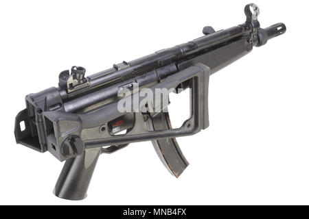 Mitragliatore MP5 isolato su bianco Foto Stock