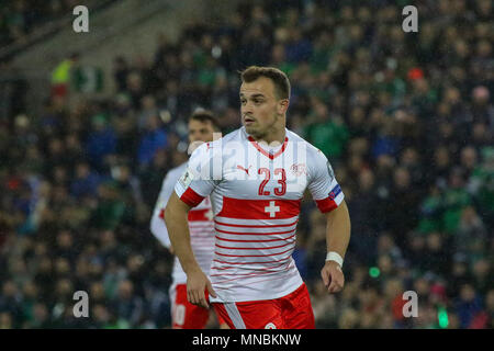 La Svizzera international Xherdan Shaqiri giocando per la Svizzera contro l'Irlanda del Nord a Belfast il 09 novembre 2017. 2018 FIFA World Cup Qualifier - Round 2 Play-off (prima gamba) Irlanda del Nord 0 Svizzera 1. Xherdan Shaqiri svizzera. Foto Stock