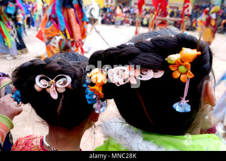 Il Tibetano bambina in festival Thangka Foto Stock