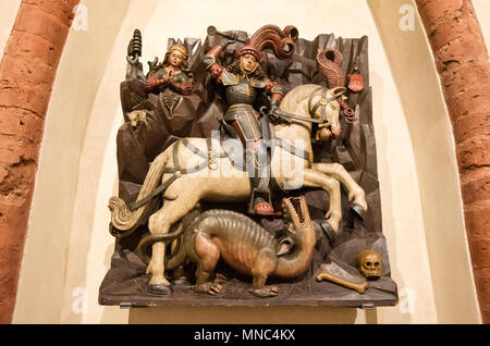 San Giorgio che combatte il drago, un workshop di Elblag risalente al primo quarto del XVI secolo. Raccolta di Danzica Museo Nazionale dell'articolo EXHI Foto Stock