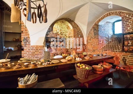 La cucina del XIII secolo il castello di Malbork, fondata dai Cavalieri dell'Ordine Teutonico, un sito Patrimonio Mondiale dell'Unesco. Pomerania, Polonia Foto Stock