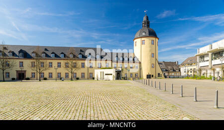 Unteres Schloss e Dicker Turm, Università di Siegen, Campus Unteres Schloss, Siegen, Siegerland, Siegen-Wittgenstein Foto Stock