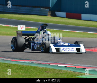 Greg Thornton, Surtees TS11, Derek Bell trofeo, Formula 5000, Formula 2, monoposto, 1967-1979, Donington storica festa, 2018 motor racing, m Foto Stock