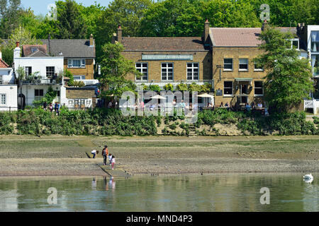 La città Barge public house, Kew, London, Regno Unito Foto Stock