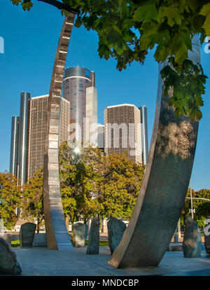 Hart Plaza circle monumento nel centro di Detroit Foto Stock