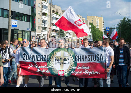 Soldati di Cristo durante Rotmistrz Witold Pilecki marzo a Varsavia in Polonia. 13 maggio 2018, per onorare Witold Pilecki, Esercito Polacco soldato e una Foto Stock