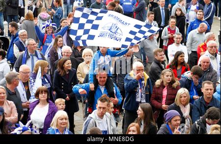 Wirral, Merseyside, 16/05/2018 Tranmere rovers football club hanno civic per celebrare le squadre promozione per il calcio leauge, Credito Ian Fairbrother / Alamy Foto Stock