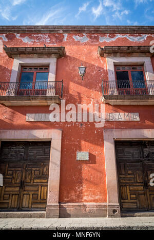 Casa di Ignacio Aldama, ora il cinema, San Miguel De Allende, un'era coloniale città, regione di Bajío, Messico Centrale Foto Stock