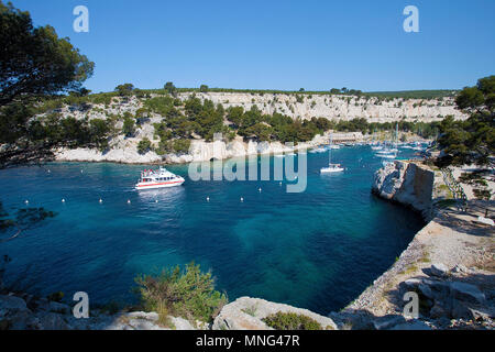 Calanque de Porto Miou, fiordo naturale utilizzato come Marina, Calanques Bouches-du-Rhone, Côte d'Azur, in Francia del Sud, Francia, Europa Foto Stock