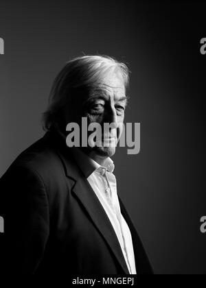 Bob Marshall-Andrews al oldie pranzo letterario 15/05/18; ; la fotografia Neil Spence; Simpson su The Strand Foto Stock