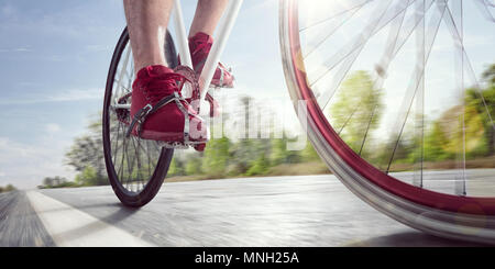 Moderno velocità singola bicicletta in movimento Foto Stock