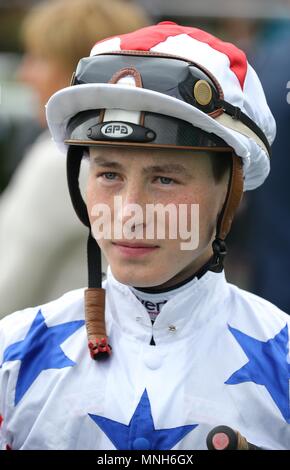 York, Regno Unito. 16 maggio 2018. Rowan Scott Jockey Dante Festival 2018, ippodromo di York York Racecourse, York, Inghilterra 16 maggio 2018 Credit: Allstar Picture Library/Alamy Live News Foto Stock