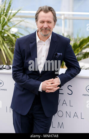 Cannes, Francia. Il 17 maggio 2018. Gary Oldman al 'Rendevous con Gary Oldman' photocall giovedì 17 maggio 2018 come parte della settantunesima Cannes Film Festival tenutosi presso il Palais des Festivals, Cannes. Nella foto: Gary Oldman. Foto di Julie Edwards. Credito: Julie Edwards/Alamy Live News Foto Stock