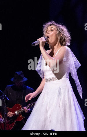 Nashville, Tennessee, Stati Uniti d'America. 25 Mar, 2018. CLARE BOWEN durante il Nashville in concerto: TV finale celebrazione presso il Grand Ole Opry a Nashville, Tennesee Credito: Daniel DeSlover/ZUMA filo/Alamy Live News Foto Stock