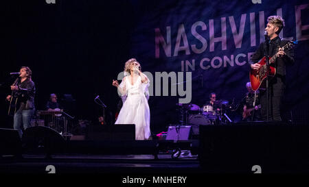 Nashville, Tennessee, Stati Uniti d'America. 25 Mar, 2018. JONATHAN JACKSON, CLARE BOWEN e SAM PALLADIO durante il Nashville in concerto: TV finale celebrazione presso il Grand Ole Opry a Nashville, Tennesee Credito: Daniel DeSlover/ZUMA filo/Alamy Live News Foto Stock