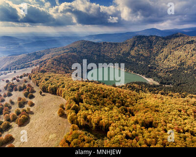 Sf. Ana lago vicino a Baile Tusnad Romania Foto Stock