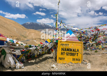 Namikala passano tra Kargil e Lamayuru in Ladakh, India Foto Stock