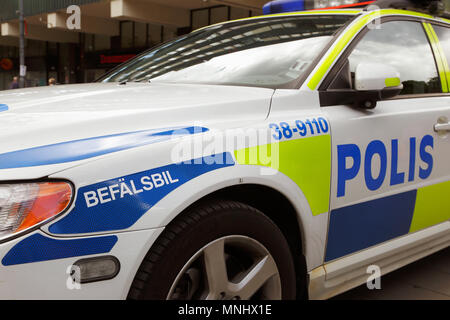 Sodertalje, Svezia - 8 Giugno 2013: Close up di una polizia svedese auto usate dal comandante (befalsbil). Foto Stock