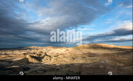 Vista panoramica della foresta pietrificata Riserva Naturale, Sarmiento, Patagonia, Chubut, Argentina Foto Stock