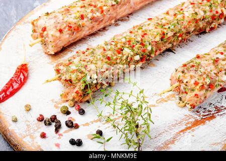 Caucasica piatto popolare, kebab dal giovane agnello carni e spezie.fast food Foto Stock