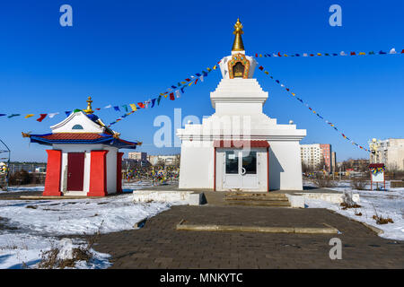 L'illuminismo Stupa in primavera. Elista. Kalmykia Russia Foto Stock