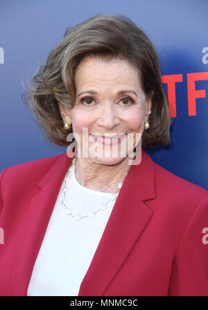 Hollywood, CA, Stati Uniti d'America. Il 17 maggio 2018. 17 Maggio 2018 - Hollywood, California - Jessica Walter. Netflix è ''Arrestato lo sviluppo'' Stagione 5 Premiere detenute a Netflix FYSee Teatro. Photo credit: Birdie Thompson/AdMedia Credito: Birdie Thompson/AdMedia/ZUMA filo/Alamy Live News Foto Stock