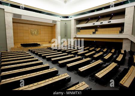 Ginevra - Svizzera, 27 febbraio 2014. La Assembly Hall dell Ufficio delle Nazioni Unite a Ginevra è utilizzato per grandi incontri come l'Assemblea mondiale della sanità ed è uno dei più grandi camere presso la sede delle Nazioni Unite Palais des Nations. Foto Stock