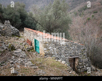 Vecchia casa di pietra, sparso per pecore di Beli (Isola di Cres, Croazia) Foto Stock