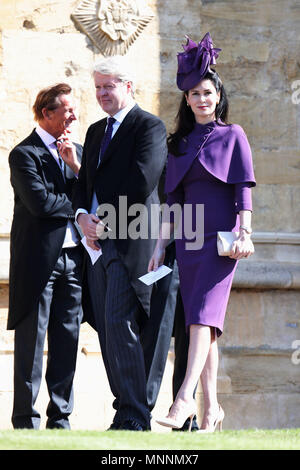 Conte Spencer e la Contessa Spencer arrivano in corrispondenza alla cappella di San Giorgio nel Castello di Windsor per le nozze del principe Harry e Meghan Markle. Foto Stock