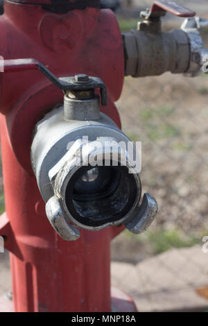 Stazione dei vigili del fuoco vigile del fuoco attrezzature di formazione utilizzato dai vigili del fuoco per simulare gli incendi alle esercitazioni pratiche che mettono fuori dalle fiamme. Foto Stock