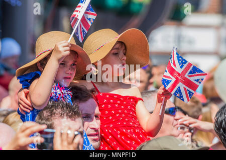 Il Royal Wedding del principe Henry (Harry) del Galles e la Sig.ra Meghan Markle in Windsor. Essi diventano il Duca e la Duchessa di Sussex. Foto Stock