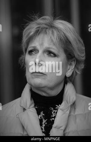 Londra - Feb 11, 2018: ( Immagine Altered digitalmente a monocromatica ) Anna Soubry MP visto alla BBC Broadcasting House di Londra Foto Stock