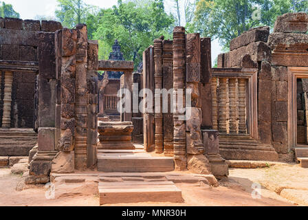 Il Banteay Srei tempio complesso a Siem Reap, in Cambogia. Foto Stock