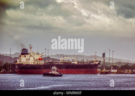 Il Lago di Gatun, sul Canale di Panama, Panama America Centrale Foto Stock