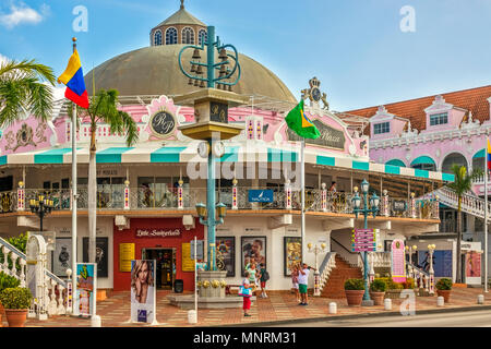 Gli edifici colorati, Oranjestad, Aruba, Antille Foto Stock