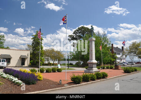 Un confederato War Memorial situato in Edenton North Carolina. Foto Stock