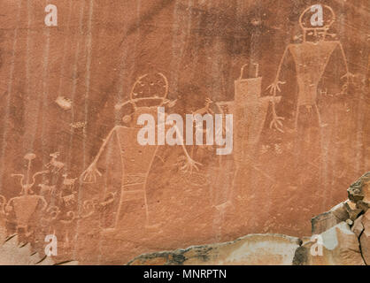 Incisioni rupestri, Fremont Cultura, Fremont River Canyon, Capitol Reef National Park nello Utah Foto Stock