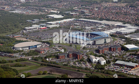 Vista aerea del Reebok Bolton sviluppo compreso il Macron Stadium, REGNO UNITO Foto Stock
