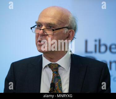 Parlando a CodeNode, più grande del Regno Unito locale dedicato alla tecnologia eventi, il gruppo del Partito europeo dei liberali democratici leader Vince Cable espone la sua visione per una economia del ventunesimo secolo in cui la tecnologia consente ai cittadini, promuove l'innovazione e aumenta l imprenditorialità. Dotato di: liberali democratici leader Vince cavo dove: London, England, Regno Unito quando: 19 Apr 2018 Credit: Wheatley/WENN Foto Stock