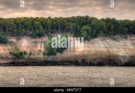 Il dipinto di Rocks National Lakeshore nel Michigan superiore ha una vasta gamma di attrazioni Foto Stock