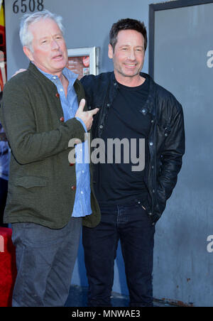 David Duchovny - Star 19 con il fratello a David Duchovny, X-Files star, premiato con una stella sulla Hollywood Walk of Fame a Los Angeles. Gennaio 25, 2016. David Duchovny - Star 19 con il fratello ------------- Red Carpet Event, verticale, STATI UNITI D'AMERICA, industria cinematografica, celebrità, fotografia, Bestof, arte cultura e intrattenimento, Topix celebrità moda / Verticale, meglio di, evento nella vita di Hollywood - California, moquette rossa e dietro le quinte, USA, industria cinematografica, celebrità, movie celebrità, personaggi televisivi, musica celebrità, fotografia, Bestof, arte cultura e intrattenimento, Topix, verticale Foto Stock