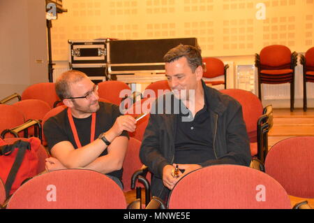 Goerlitz Zgorzelec Germania Polonia 19 Maggio 2018: Preise fuer Barbara Auer und Christian Petzold NFF 2018 Neisse Film Festival foto Matthias Wehnert NFF 2018 Neiße-fische vergeben: Die Preisträger des 15. Filmfestival Neiße (19.05.2018) am Sonntag geht im Dreiländereck an der Neiße das 15. Neiße Filmfestival zu Ende. Das trinationale Filmfest präsentierte in diesem Jahr über 120 Filmen in drei Wettbewerben und diversen Filmreihen sowie ein umfangreiches Rahmenprogramm u.a. mit Ausstellungen, Konzerten, workshop und einer Fachtagung un 19 Spielorten in Deutschland, Polen und Tschechien. Foto Stock