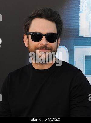 Los Angeles, CA, Stati Uniti d'America. 19 Maggio, 2018. Charlie giornata presso gli arrivi per HOTEL ARTEMIS Premiere, Regency Village Theatre - Westwood, Los Angeles, CA Maggio 19, 2018. Credito: Elizabeth Goodenough/Everett raccolta/Alamy Live News Foto Stock