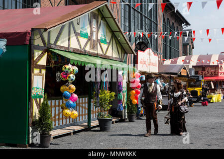 Dortmund, Germania. 19 maggio 2018. Zeche Zollern, un ex miniera di carbone, ospita gli steampunk e fiera del divertimento festival una volta 2018 fino al 21 maggio 2018. Credito: 51Nord/Alamy Live News Foto Stock