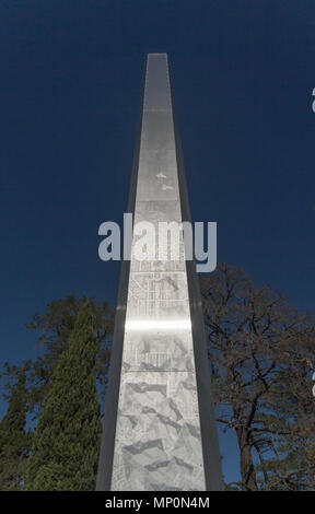 Il Canberra Centenario Colonna, Città Hill, Canberra, Australia, costruito per commemorare la città del centenario, presentato il 11 marzo 2014 Foto Stock