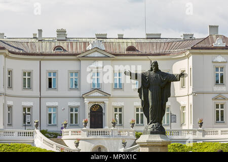 PALANGA, Lituania - Luglio 05, 2017: Bella Palanga Museo ambra in Tiskeviciai Palace e il Giardino Botanico di Palanga, Lituania. Foto Stock