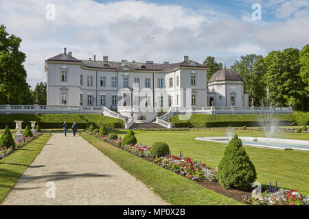 PALANGA, Lituania - Luglio 05, 2017: Bella Palanga Museo ambra in Tiskeviciai Palace e il Giardino Botanico di Palanga, Lituania. Foto Stock