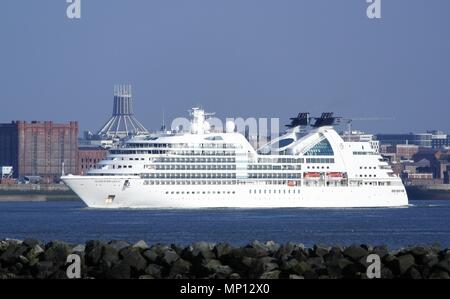 Seabourn-ricerca lascia Liverpool, credito Ian FairbrotherAlamy Foto Stock